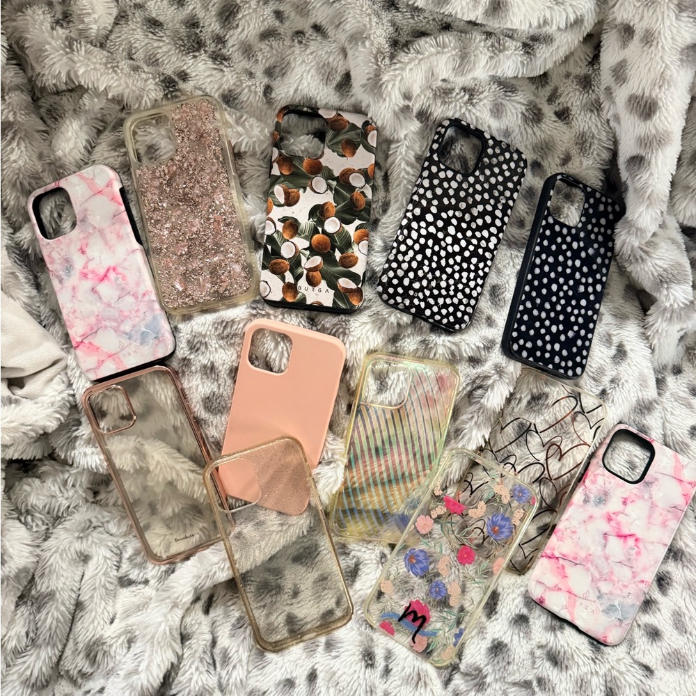 Lot of 12 IPhone 12 Pro cases